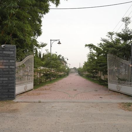 Kamal Resorts - The Luxury Of Being Yourself Ludhiana Exterior foto