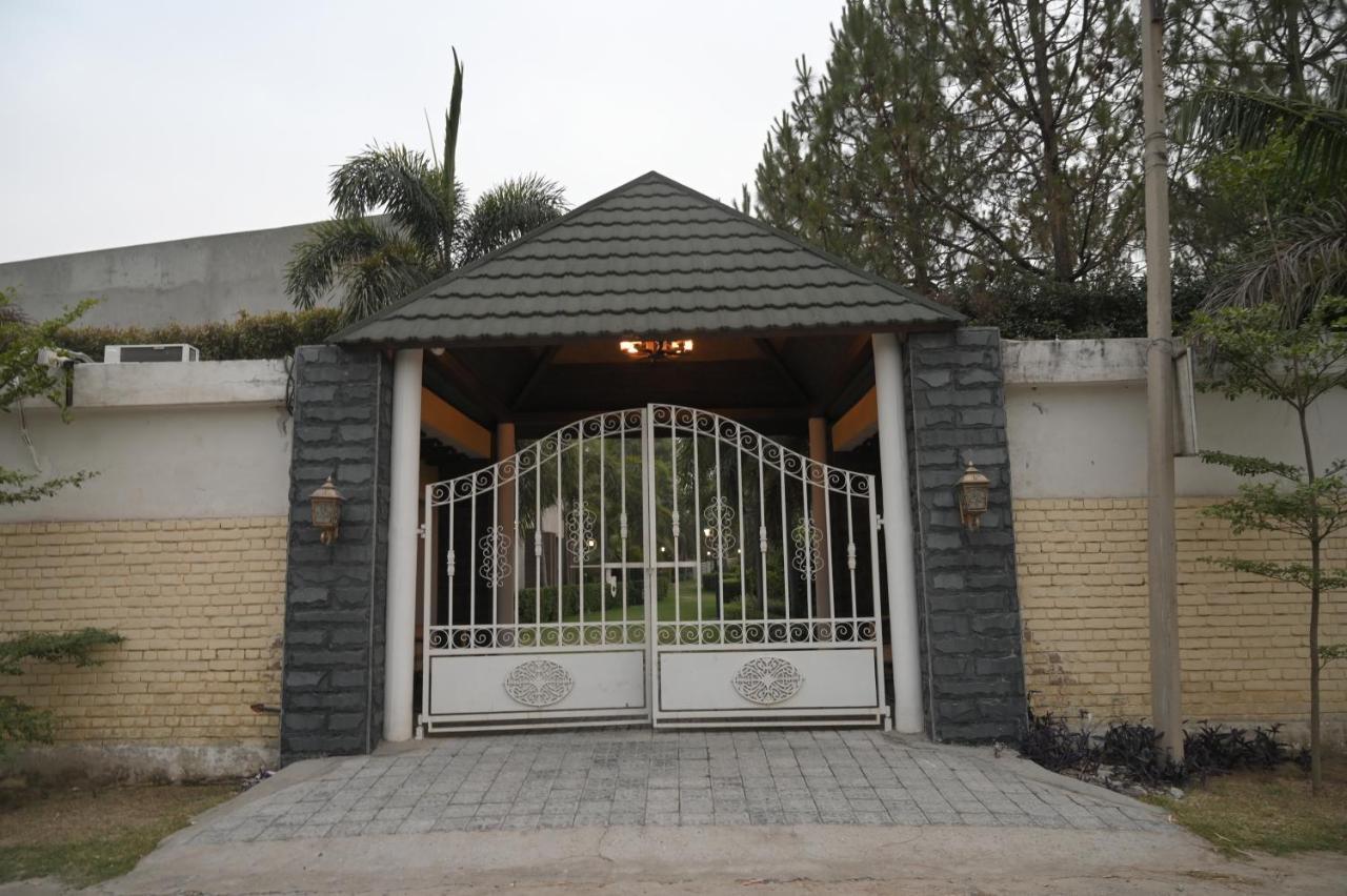 Kamal Resorts - The Luxury Of Being Yourself Ludhiana Exterior foto